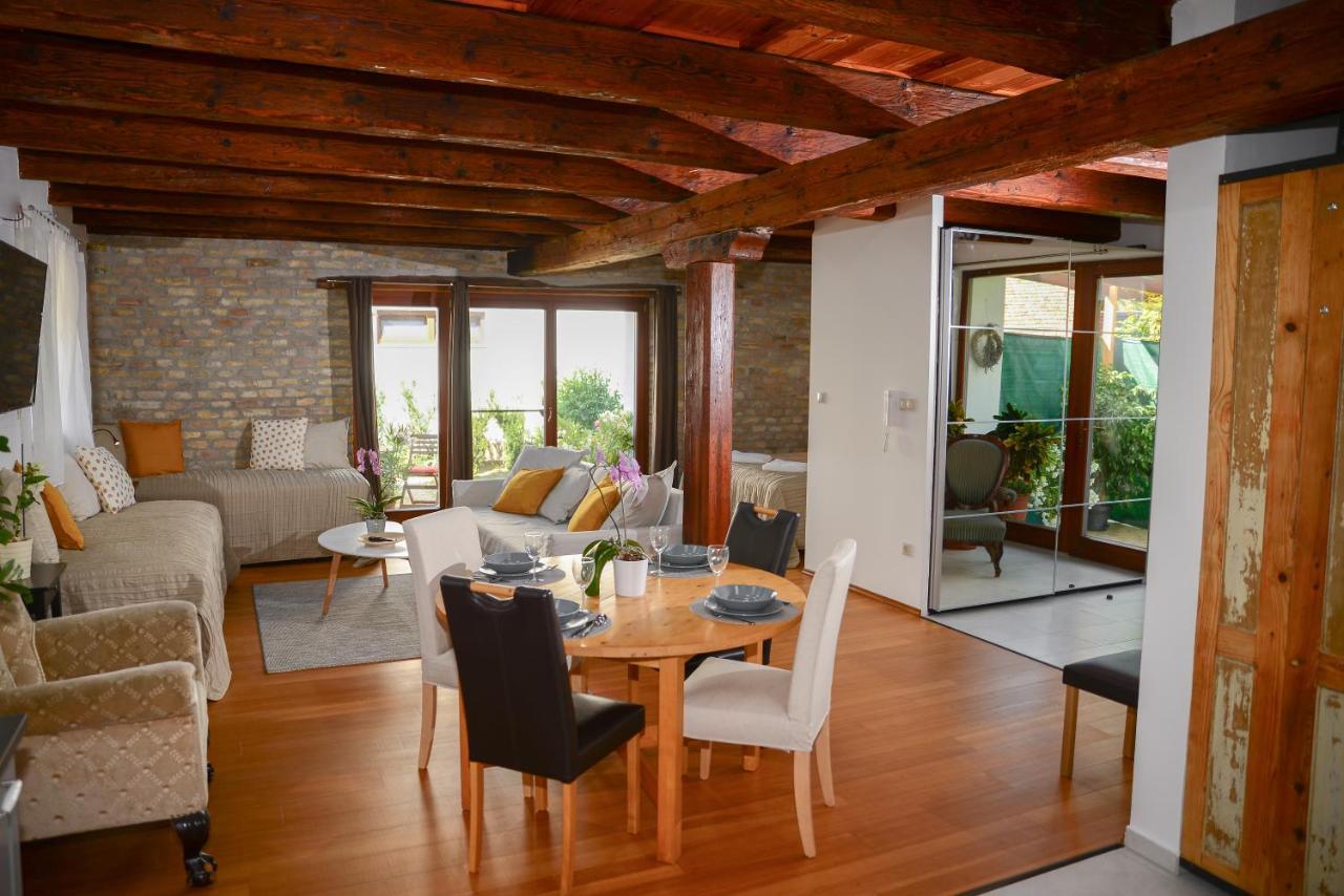 Somos Apartman Győr Zewnętrze zdjęcie