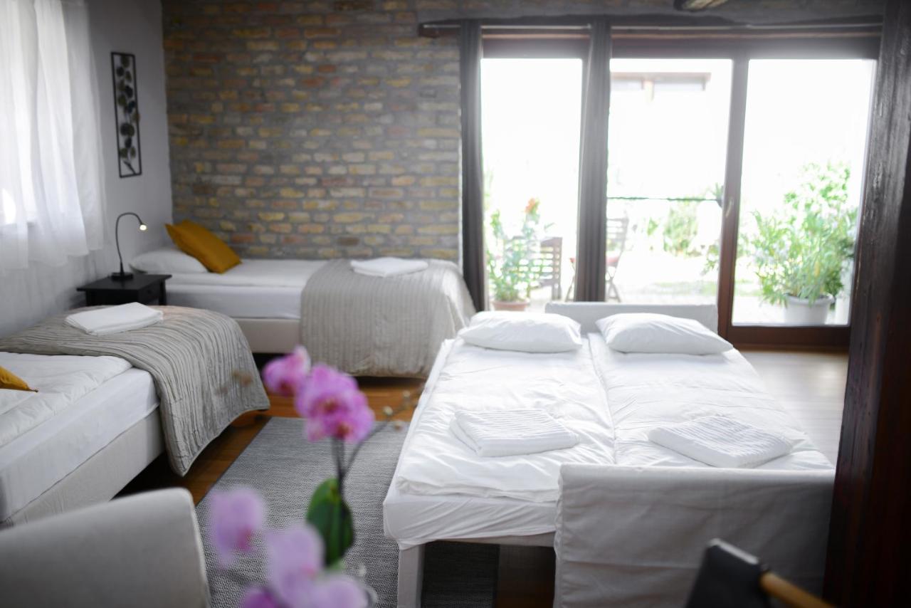 Somos Apartman Győr Zewnętrze zdjęcie