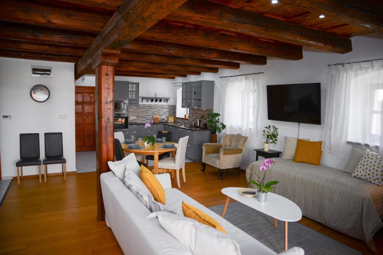 Somos Apartman Győr Zewnętrze zdjęcie